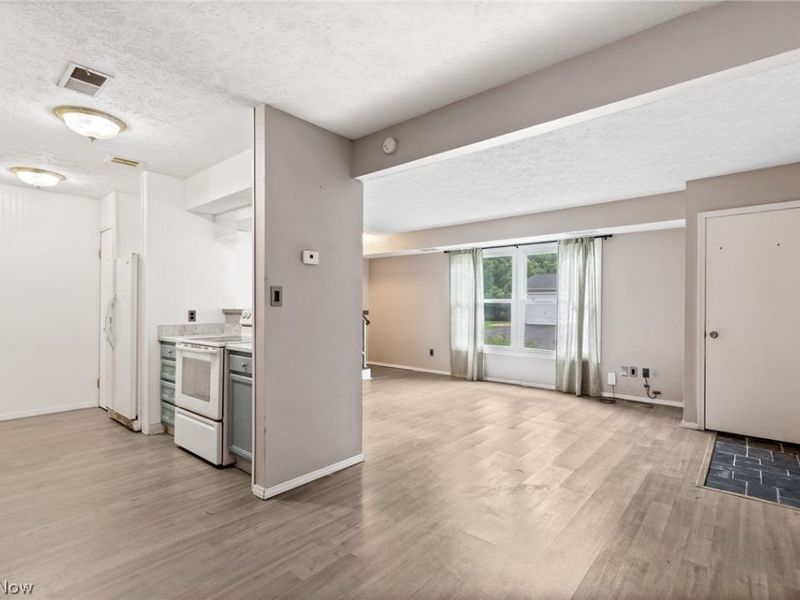 135 Ivy Hill Drive, Unit B-5, Medina, OH 44256 Photo 9