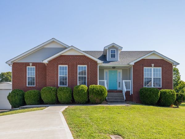 1383 Ambleside Dr , Clarksville, TN 37040