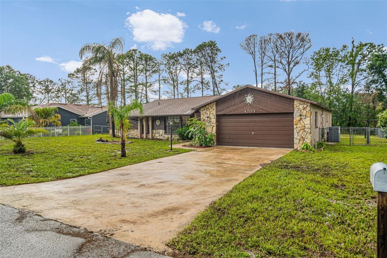 4703 Kirkland Avenue, Spring Hill, FL 34606 Main Photo
