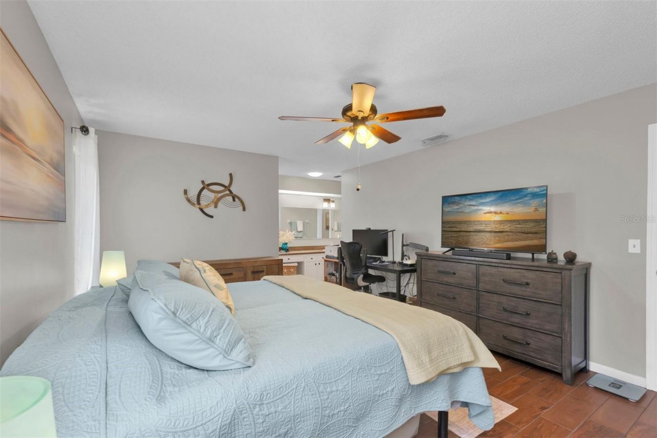 207 Amesbury Circle , Sun City Center, FL 33573 Photo