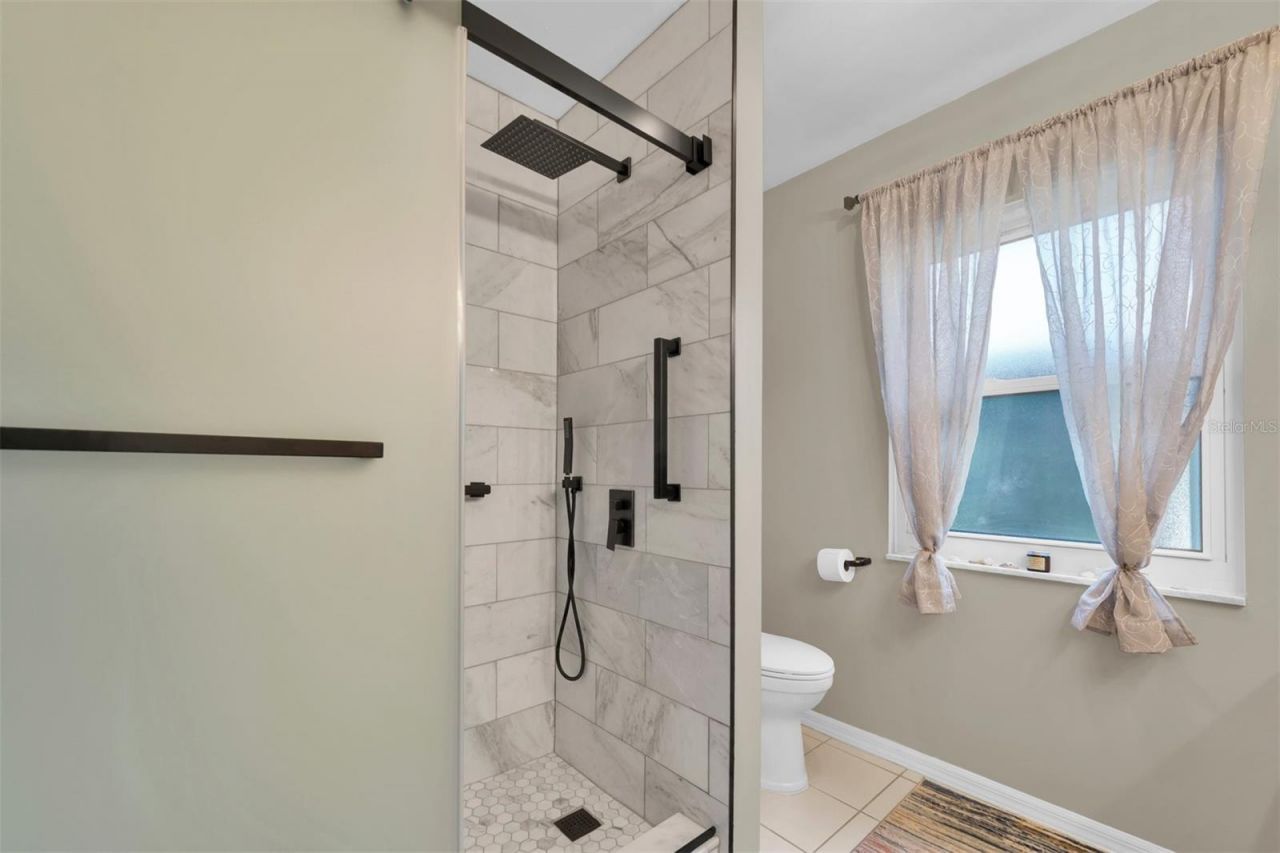 207 Amesbury Circle , Sun City Center, FL 33573 Photo