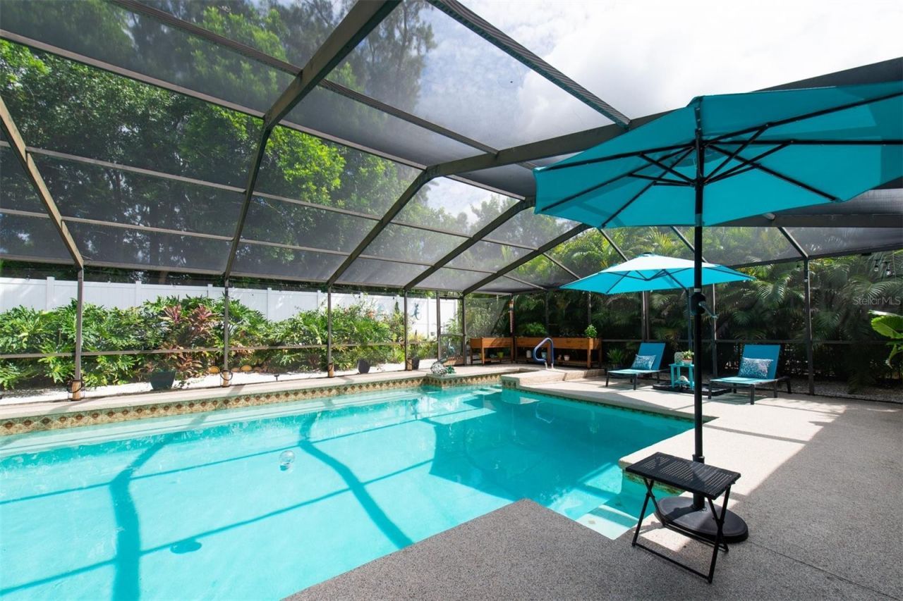 207 Amesbury Circle , Sun City Center, FL 33573 Photo