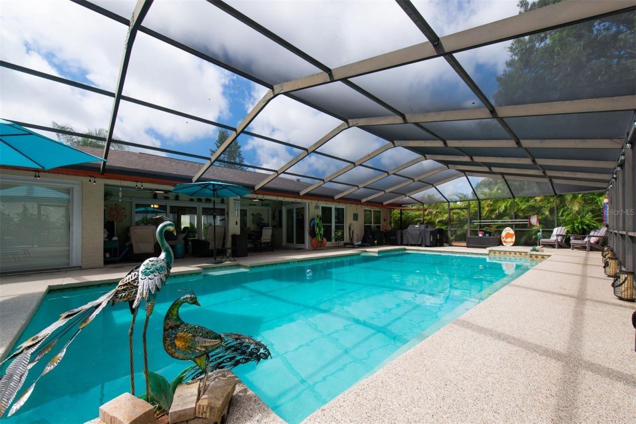 207 Amesbury Circle , Sun City Center, FL 33573 Photo