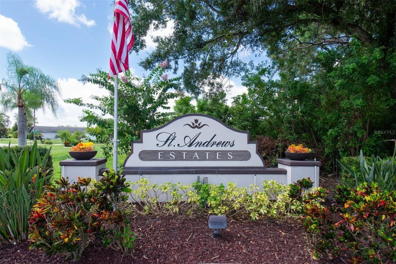 207 Amesbury Circle , Sun City Center, FL 33573 Photo