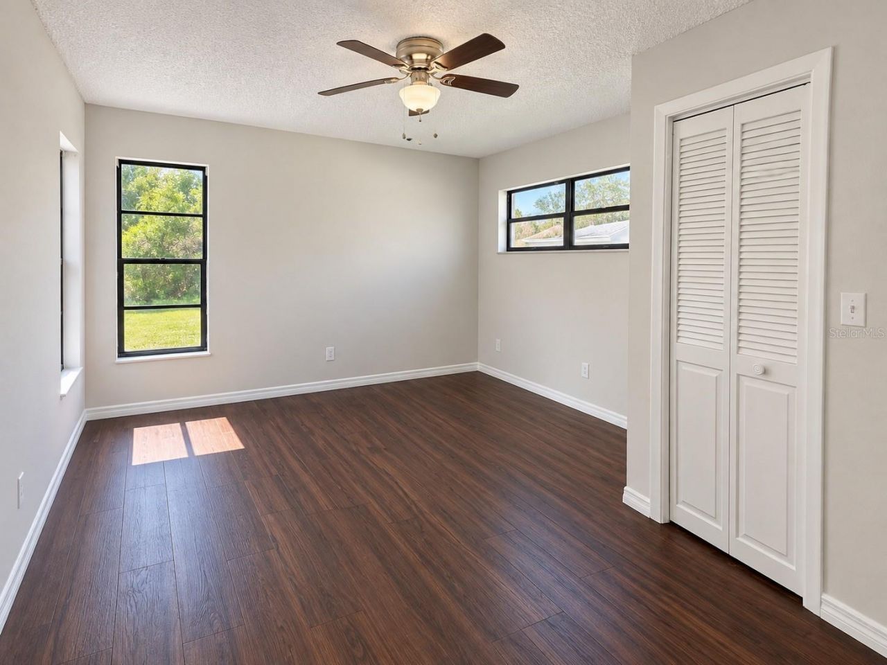 4545 Debbie Lane , Lutz, FL 33559 Photo