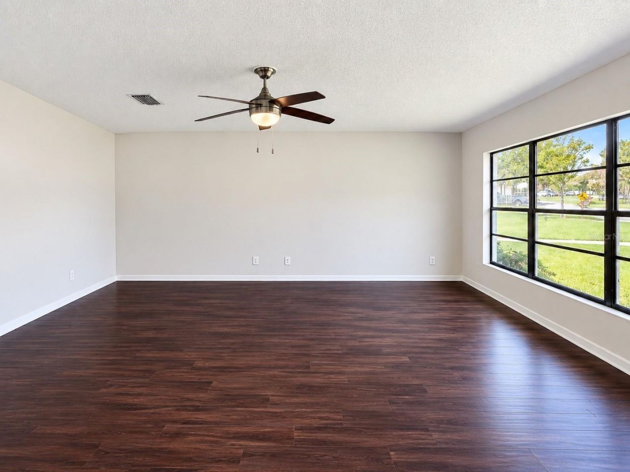 4545 Debbie Lane , Lutz, FL 33559 Photo