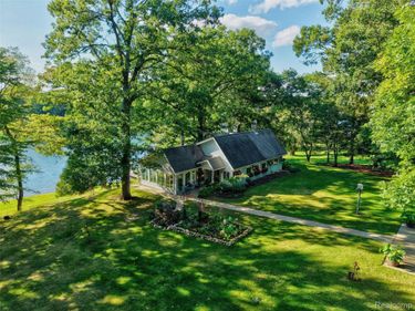 14004 E Laneden Drive, Holly Township, Mi 48442