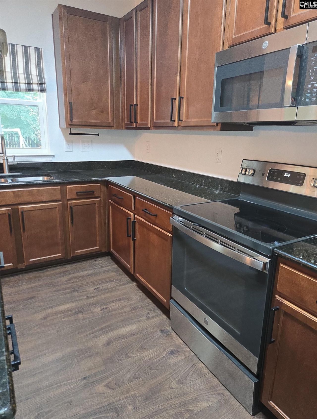 274 Southbrook Drive Photo 18