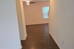 274 Southbrook Drive photo 4