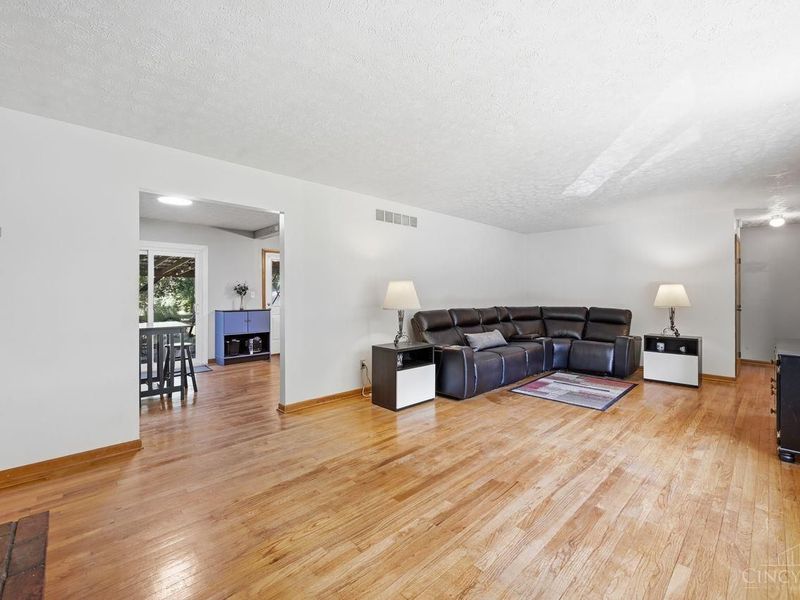8757 Swigert Road, Hamilton Township, OH 45140 Photo 17