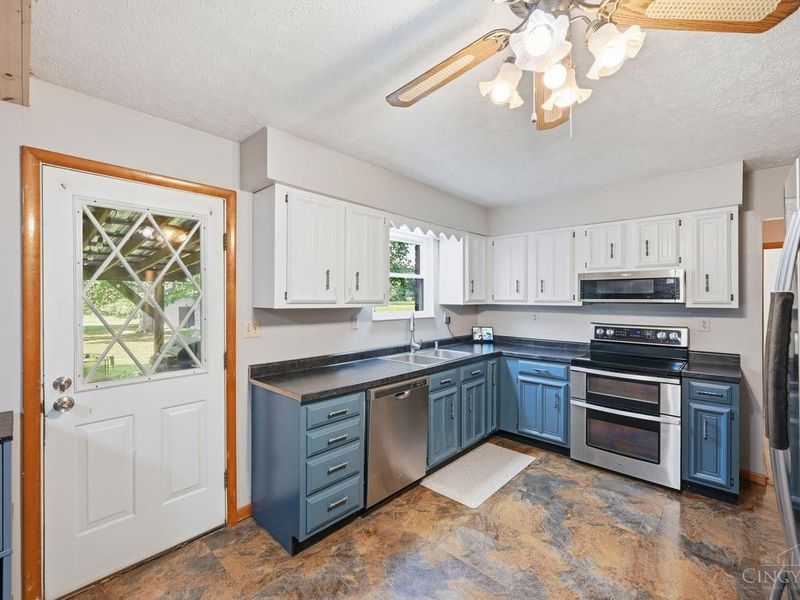 8757 Swigert Road, Hamilton Township, OH 45140 Photo 24