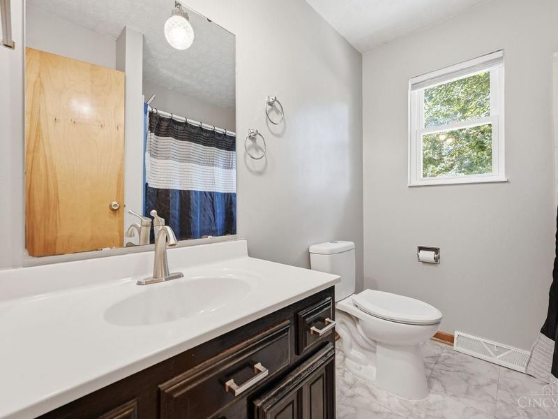 8757 Swigert Road, Hamilton Township, OH 45140 Photo 26