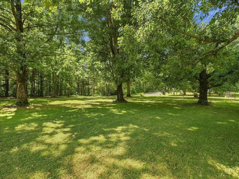 8757 Swigert Road, Hamilton Township, OH 45140 Photo 3