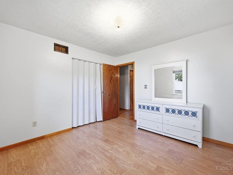 8757 Swigert Road, Hamilton Township, OH 45140 Photo 33