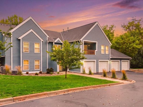 1381 Berry Ridge Road, Unit 404, Eagan, MN 55123