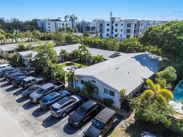 2201 NE 14th Ave , Unit 9, Wilton Manors, FL 33305