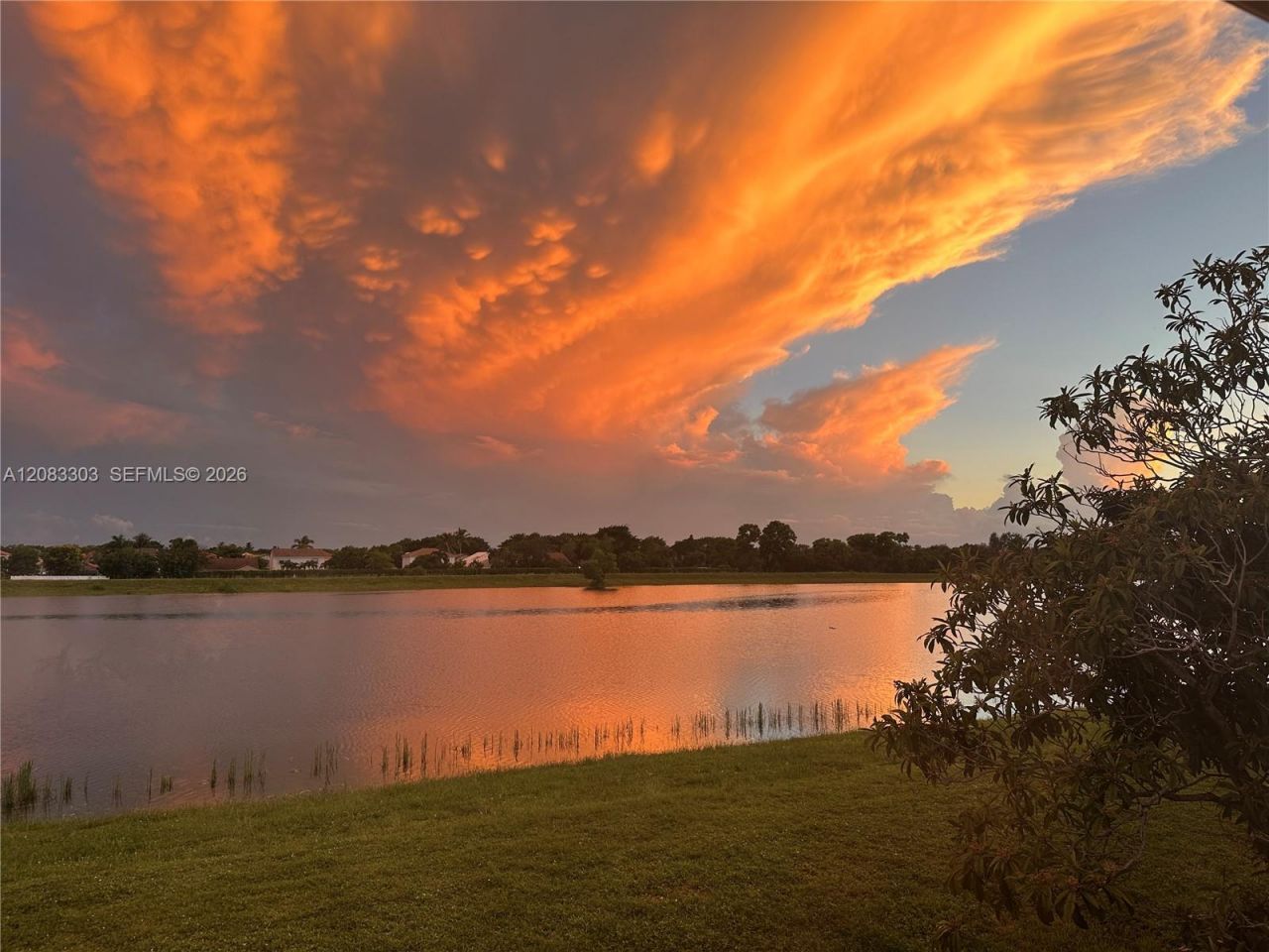 10664 Oak Lake Way, Boca Raton, FL 33498 Photo