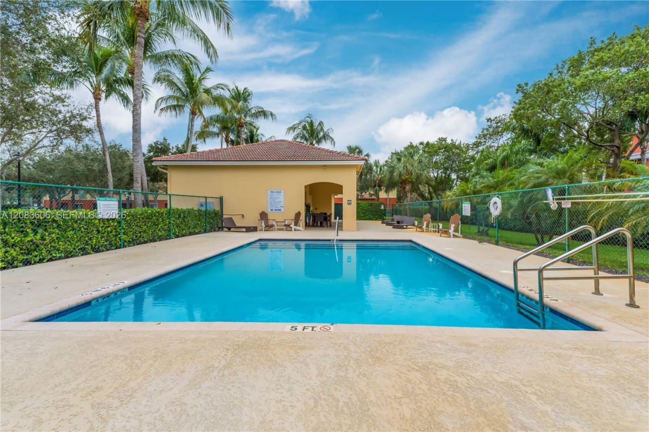 7401 Palomino Dr, Unit 114-1, Davie, FL 33024 Photo