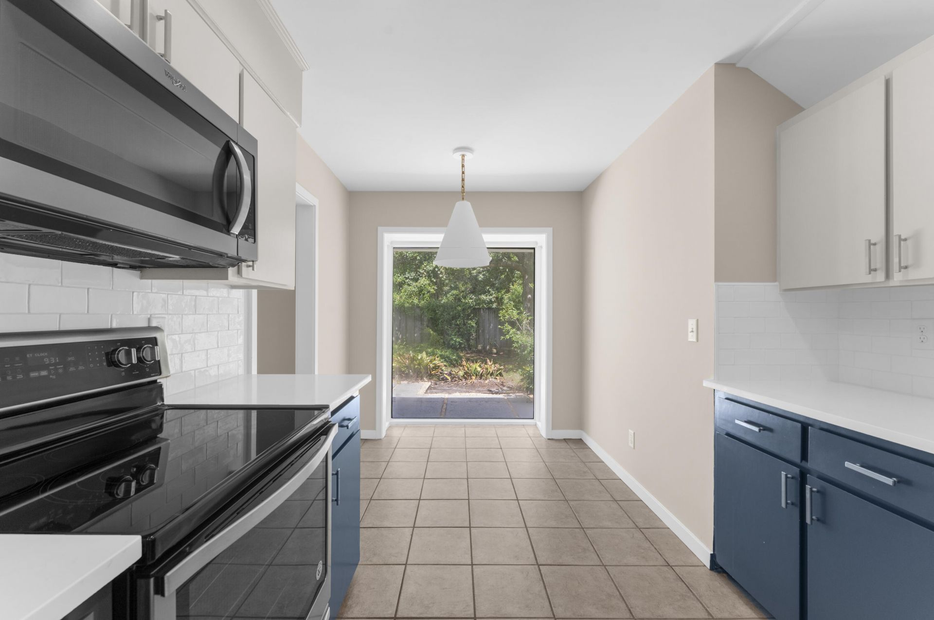 1124 Honeysuckle Court Photo 19