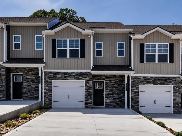 222 Business Park Lane, Seymour, TN 37865