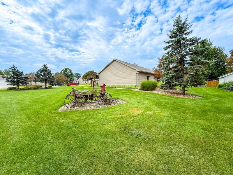 402 Dogwood Lane, Carey, OH 43316 Photo 8
