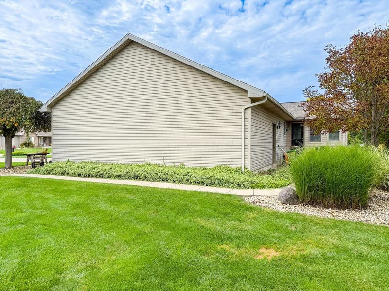 402 Dogwood Lane, Carey, OH 43316 Photo 9