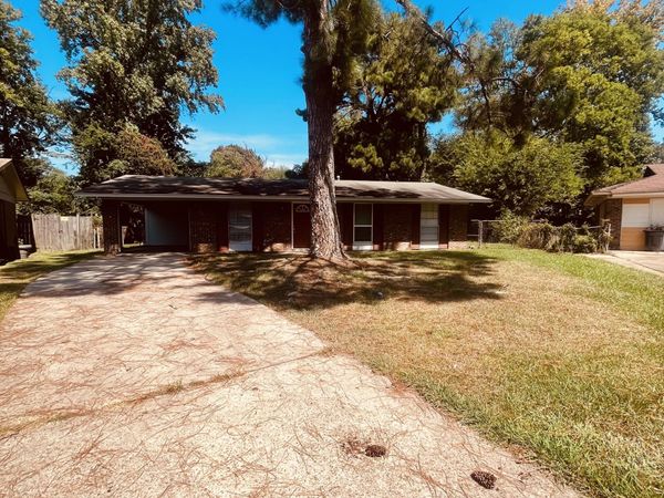 173 Grover Cleveland Circle, Jackson, MS 39213