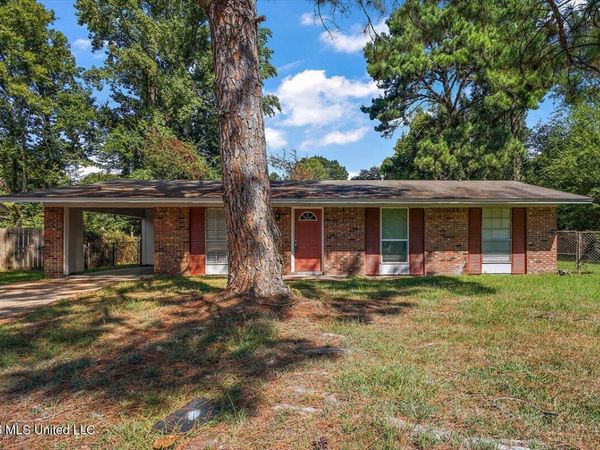 173 Grover Cleveland Circle, Jackson, MS 39213