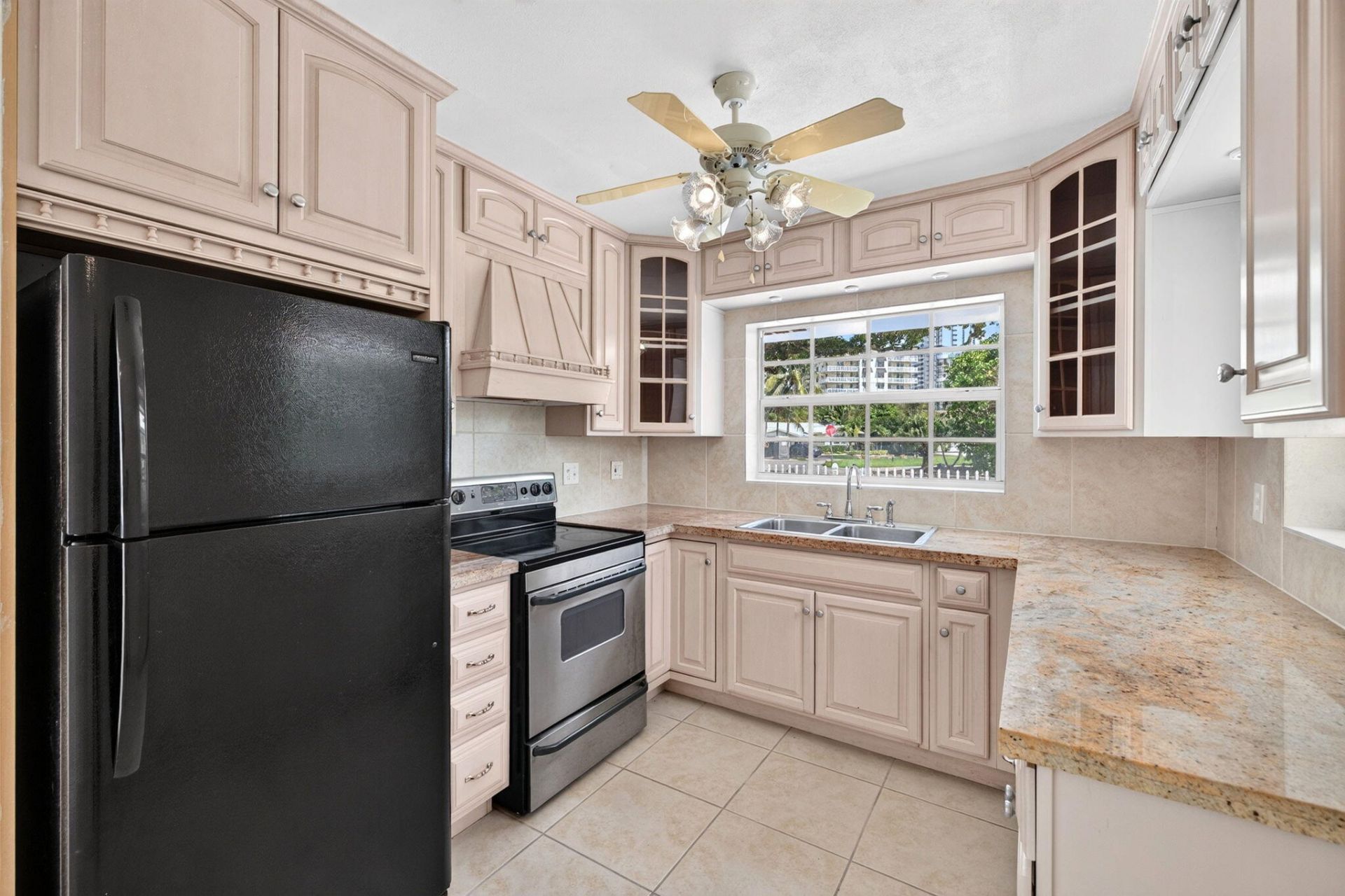 1345 E Terra Mar Drive, Pompano Beach, FL 33062 Photo