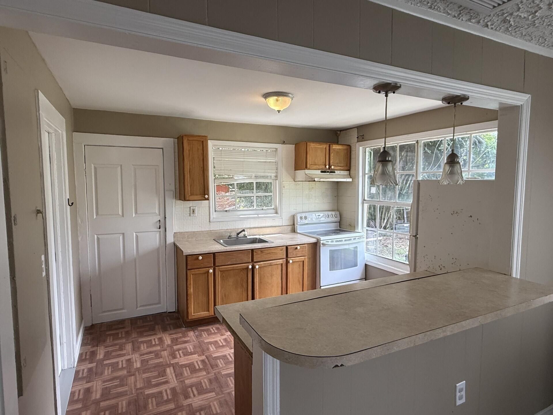 2422 Genessee Avenue, West Palm Beach, FL 33409 Photo