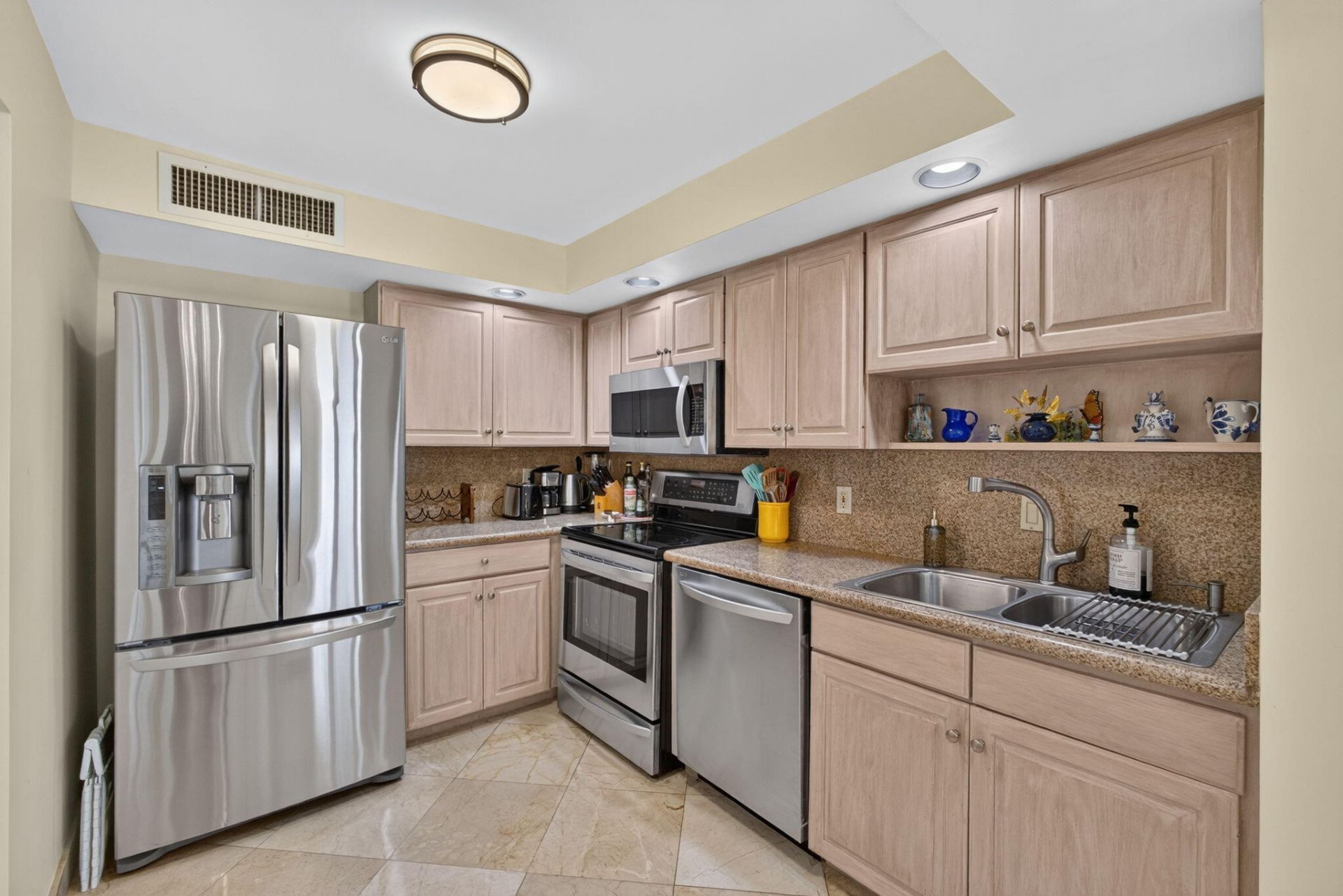 2800 N Ocean Drive, Unit A-10D, Singer Island, FL 33404 Photo