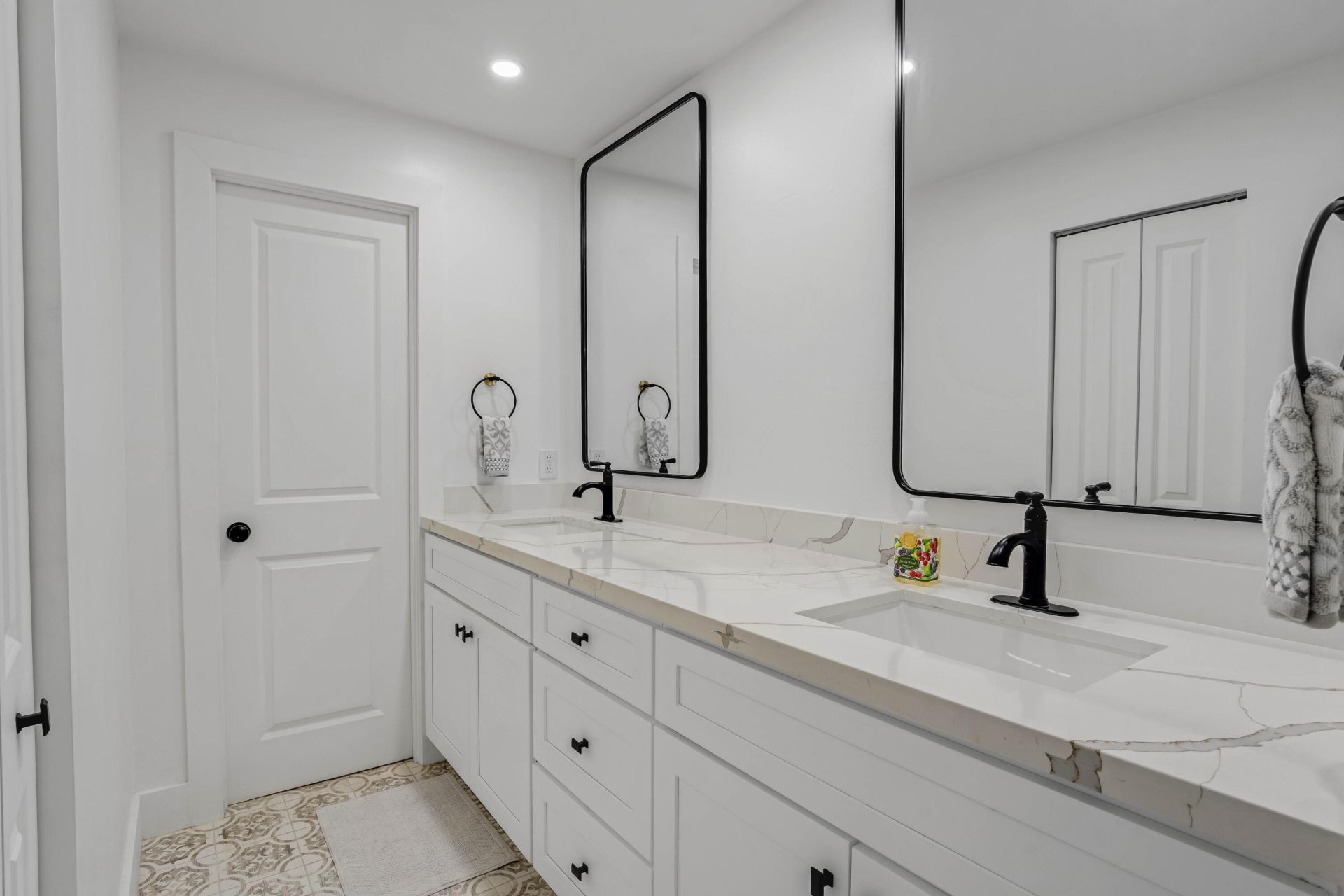 401 Briny Avenue, Unit 315, Pompano Beach, FL 33062 Photo