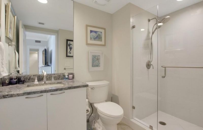 2640 Lake Shore Drive, Unit 2311, Riviera Beach, FL 33404 Photo