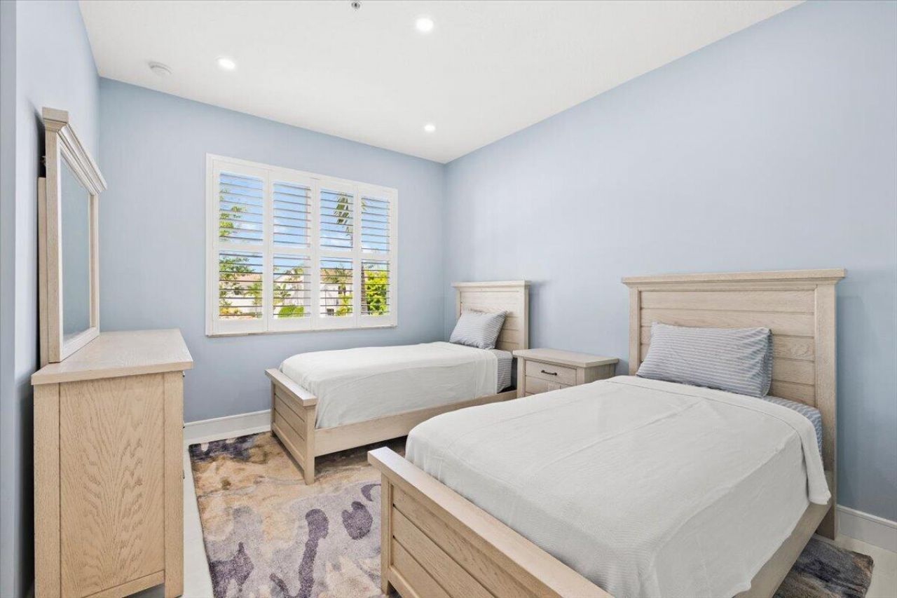 4980 NW 15th Avenue, Boca Raton, FL 33431 Photo