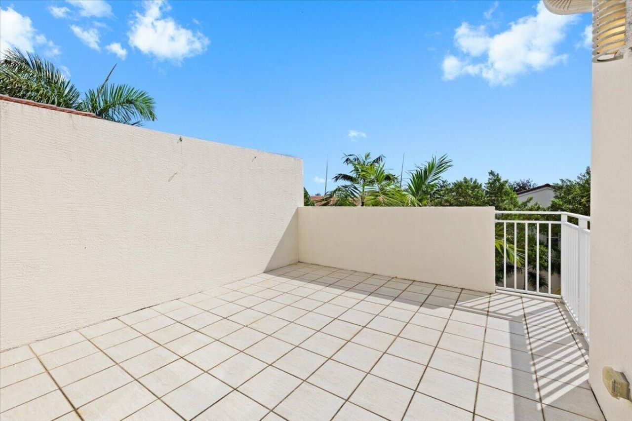 4980 NW 15th Avenue, Boca Raton, FL 33431 Photo