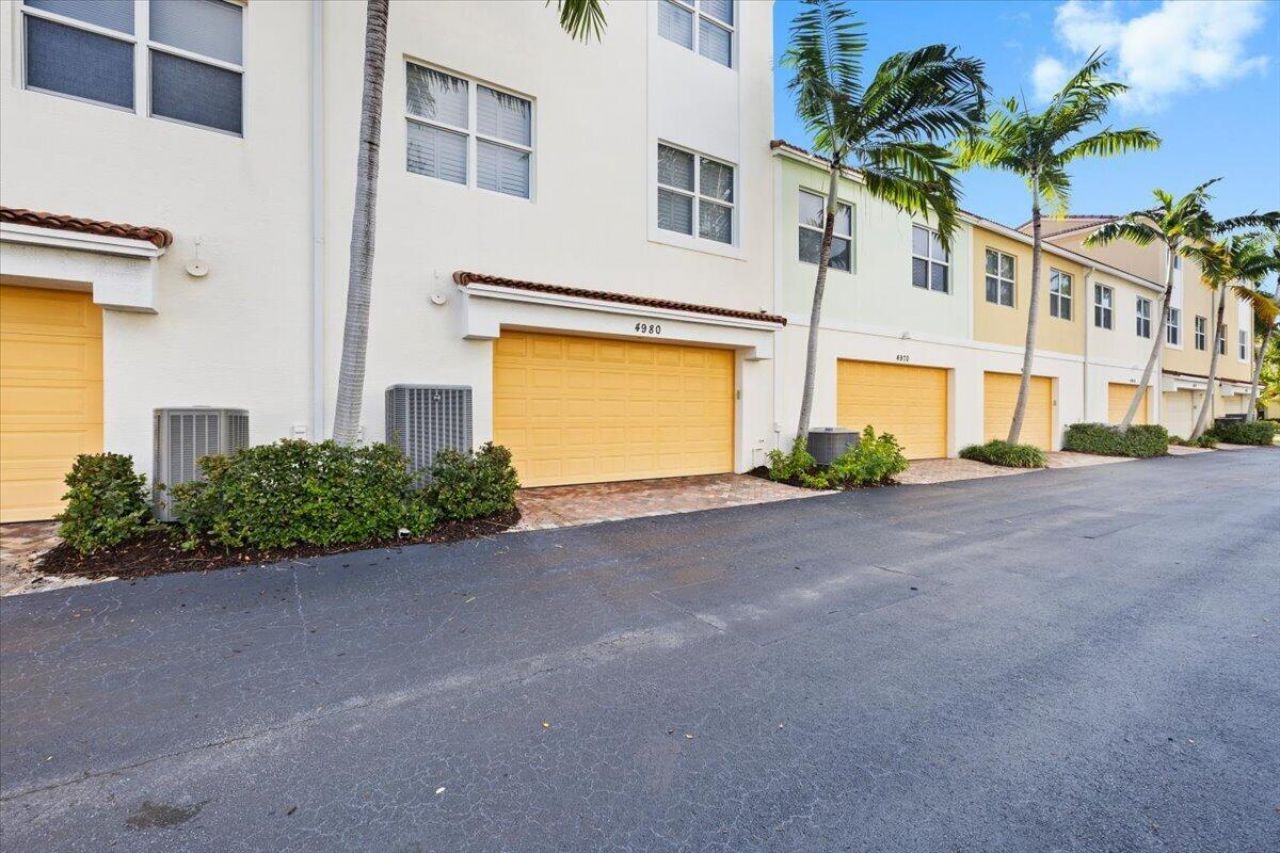 4980 NW 15th Avenue, Boca Raton, FL 33431 Photo