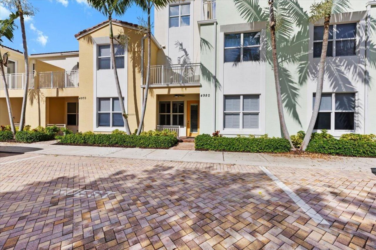 4980 NW 15th Avenue, Boca Raton, FL 33431 Photo
