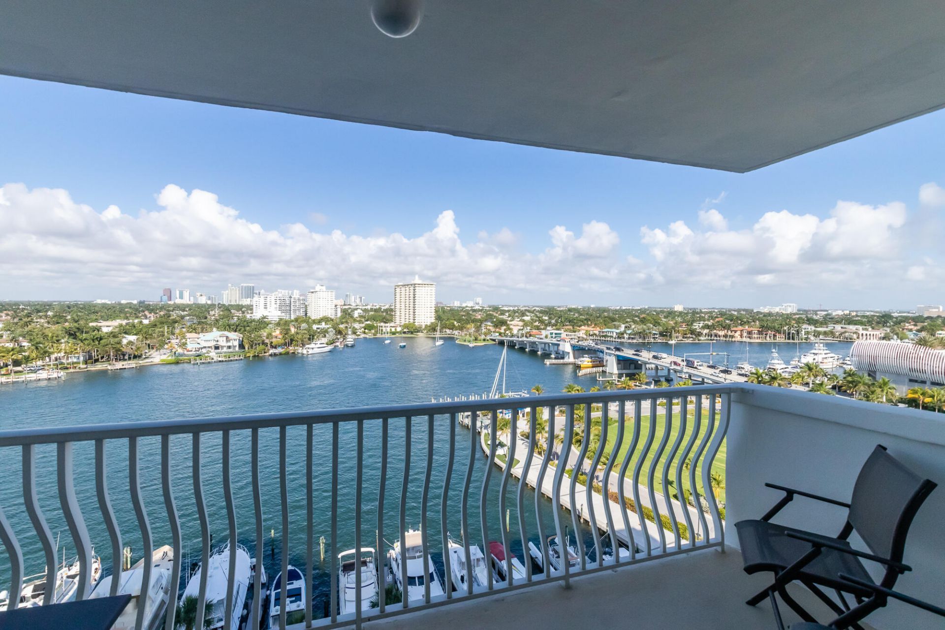 1 Las Olas Circle, Unit 1105, Fort Lauderdale, FL 33316 Photo