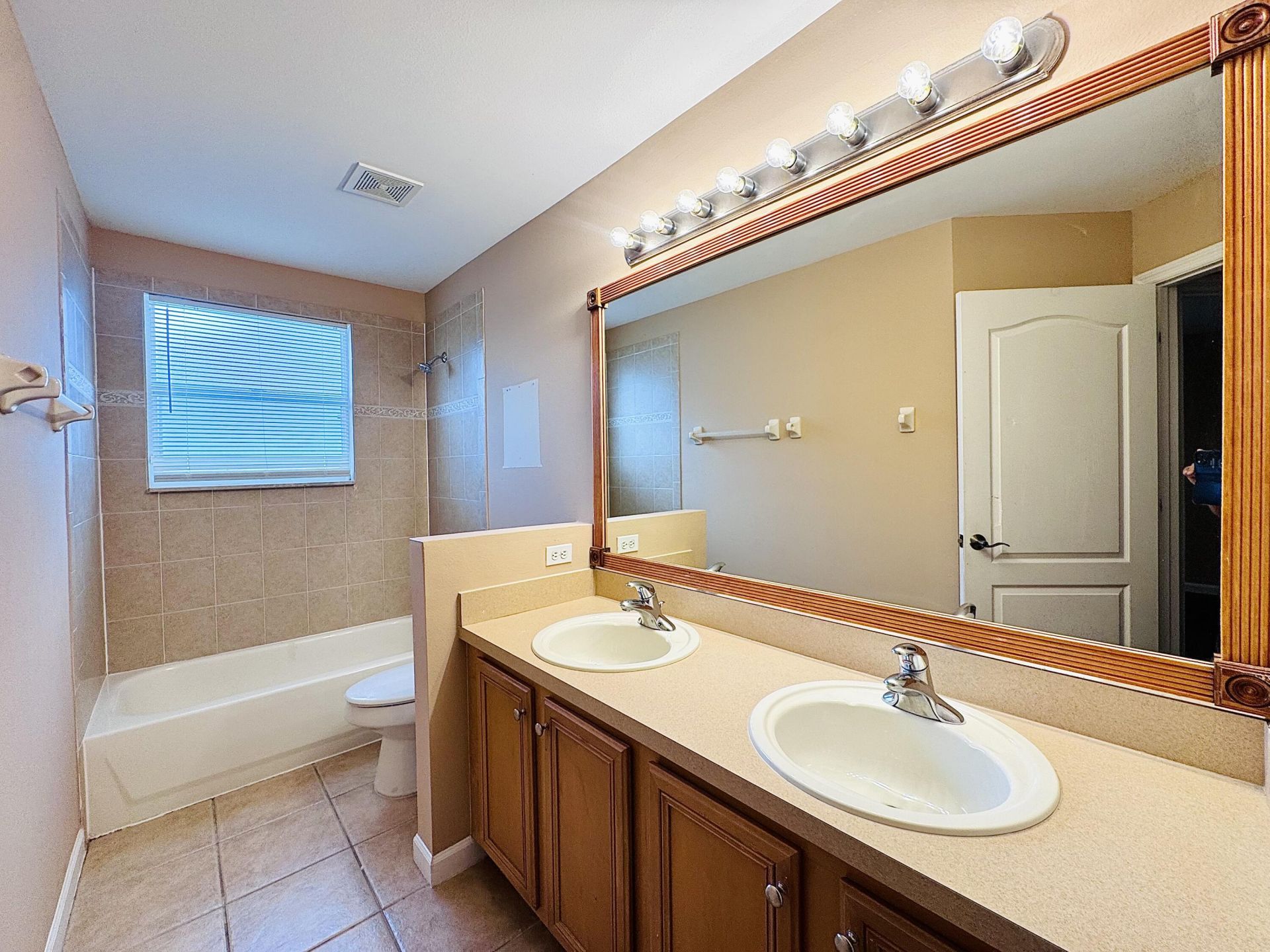 116 Hamilton Terrace, Royal Palm Beach, FL 33414 Photo