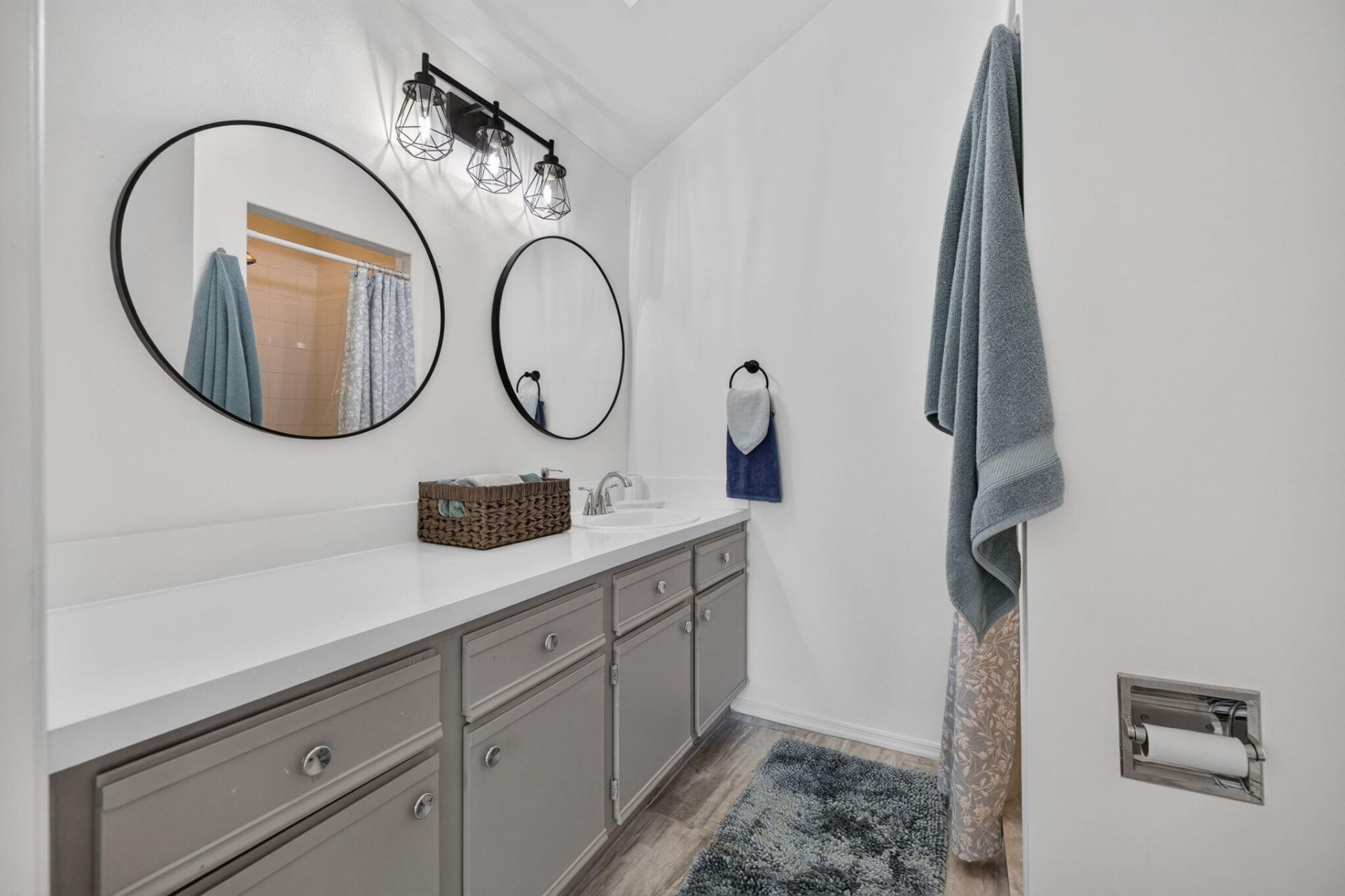 1975 Westminster Circle, Unit 4, Vero Beach, FL 32966 Photo
