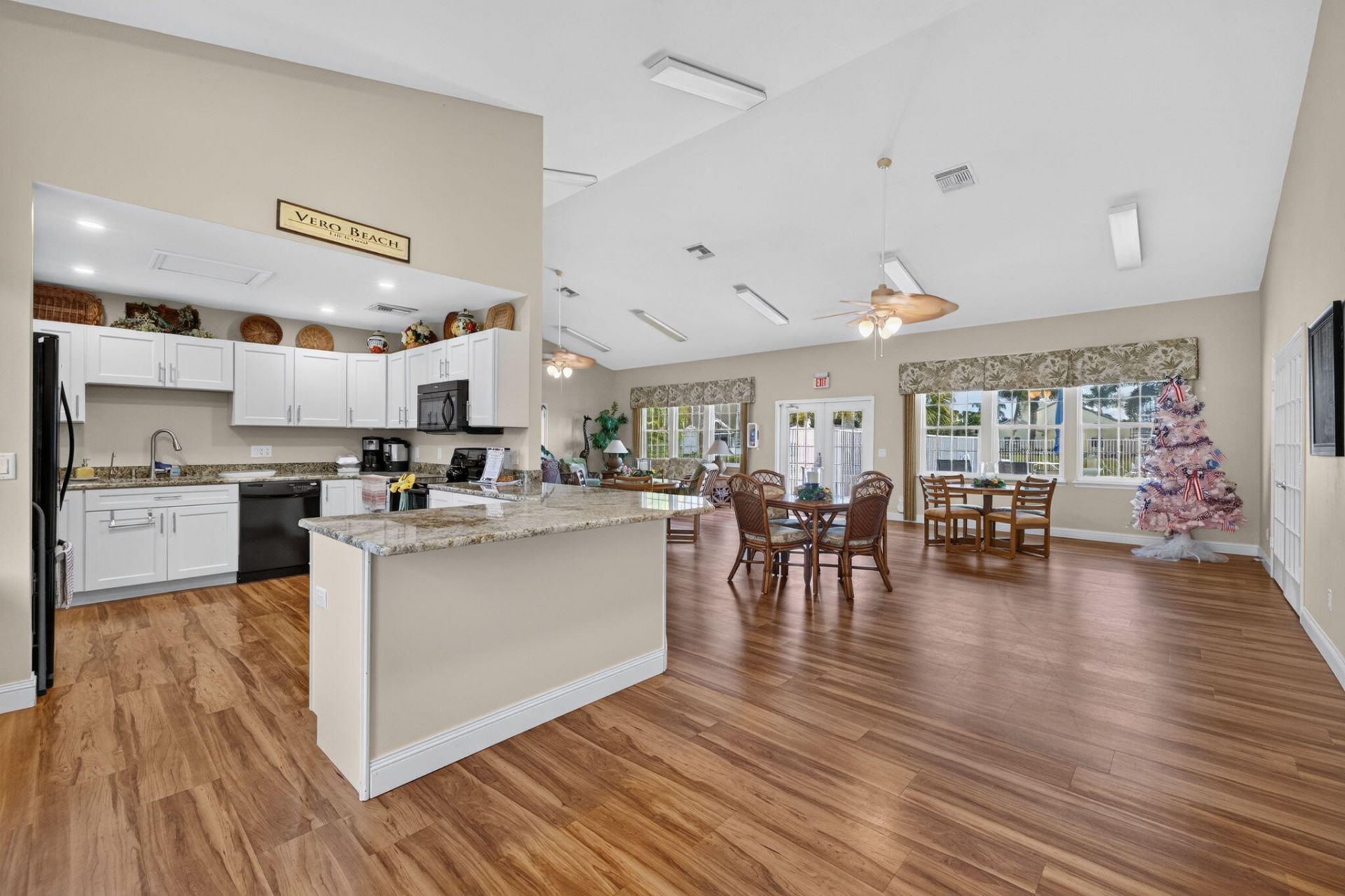 1975 Westminster Circle, Unit 4, Vero Beach, FL 32966 Photo