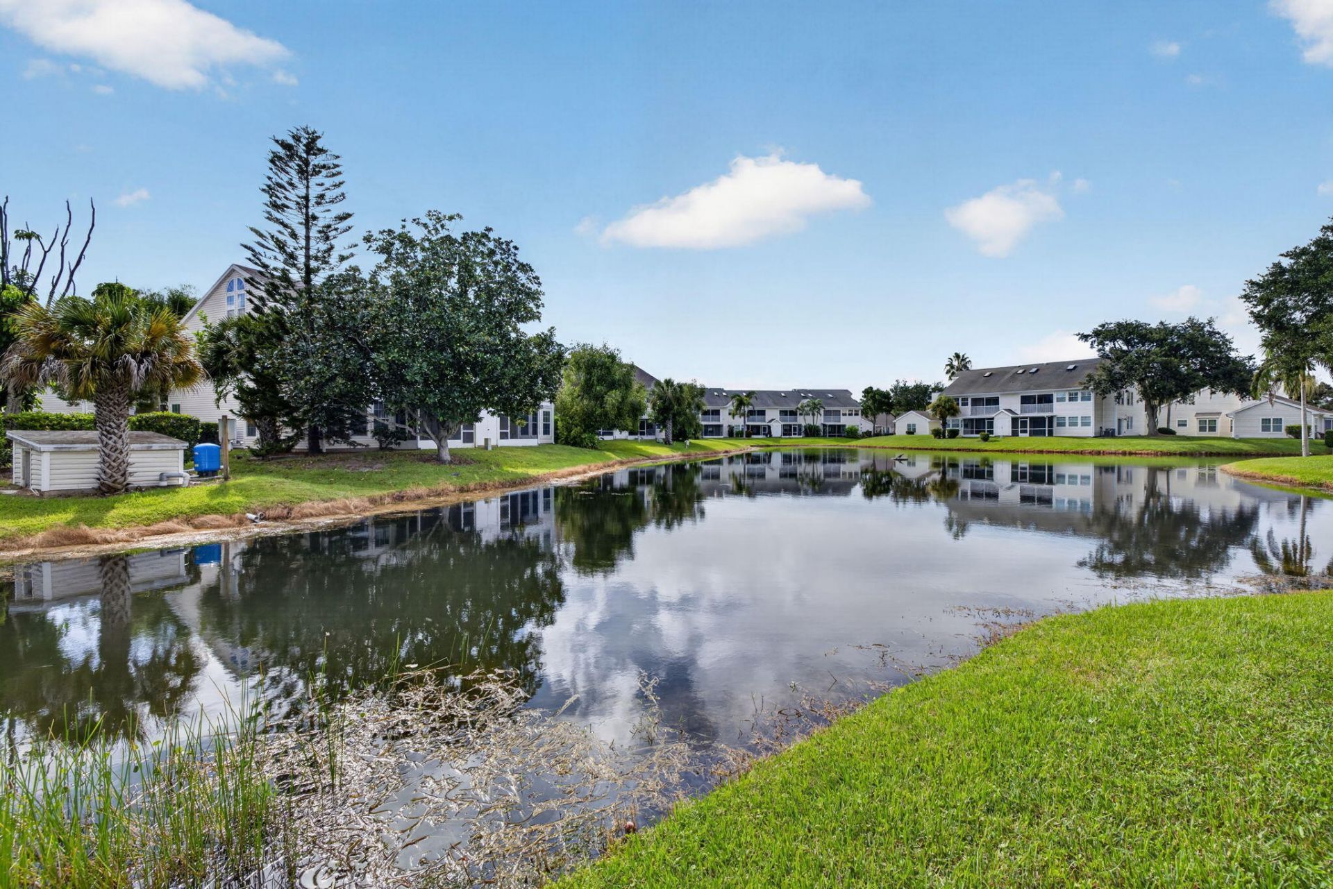 1975 Westminster Circle, Unit 4, Vero Beach, FL 32966 Photo