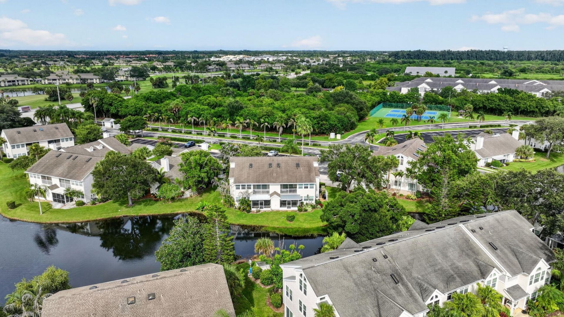 1975 Westminster Circle, Unit 4, Vero Beach, FL 32966 Photo