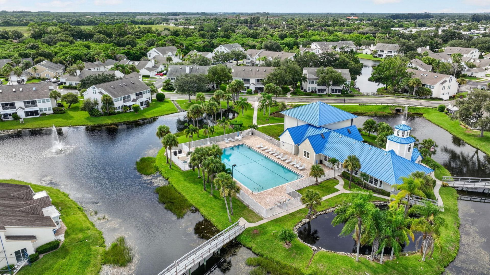 1975 Westminster Circle, Unit 4, Vero Beach, FL 32966 Photo