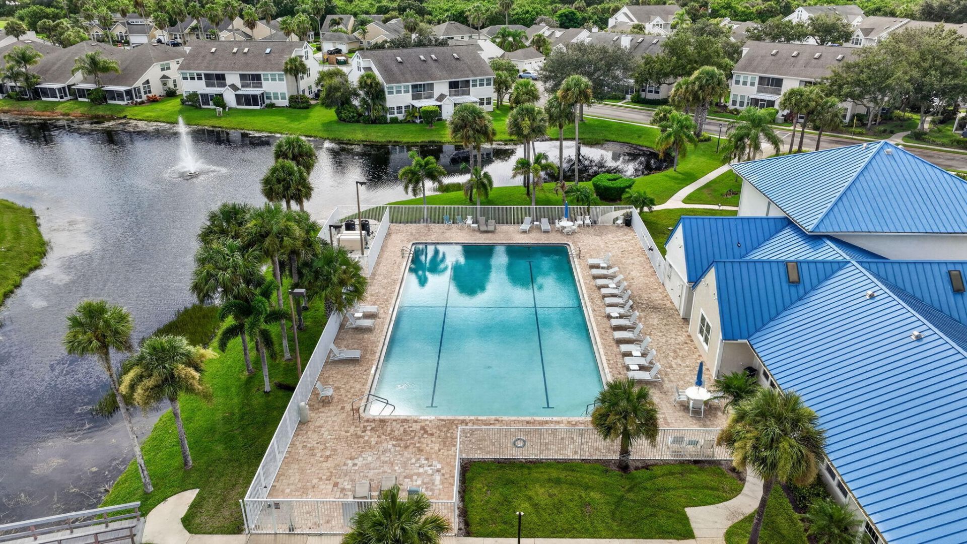 1975 Westminster Circle, Unit 4, Vero Beach, FL 32966 Photo