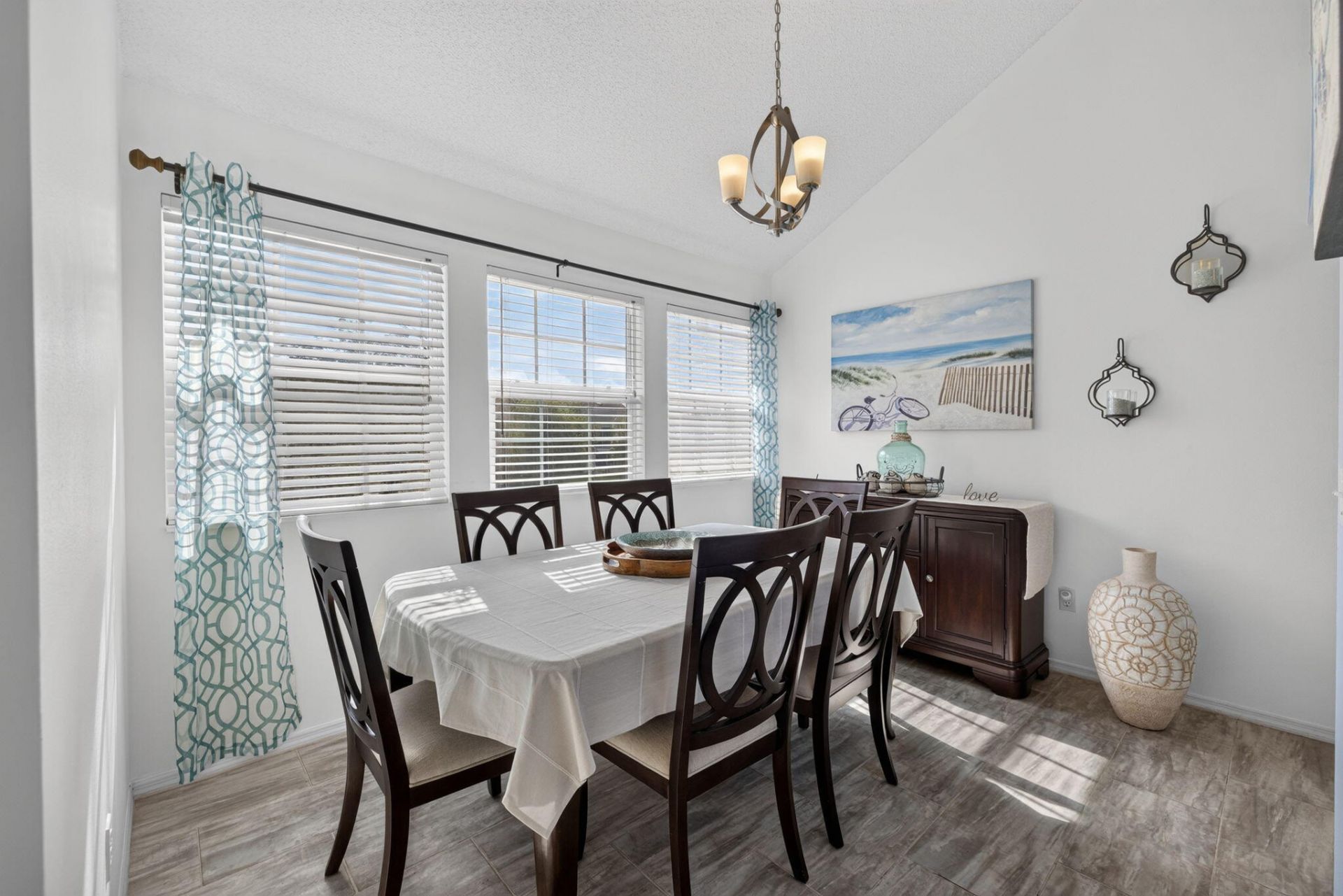 1975 Westminster Circle, Unit 4, Vero Beach, FL 32966 Photo