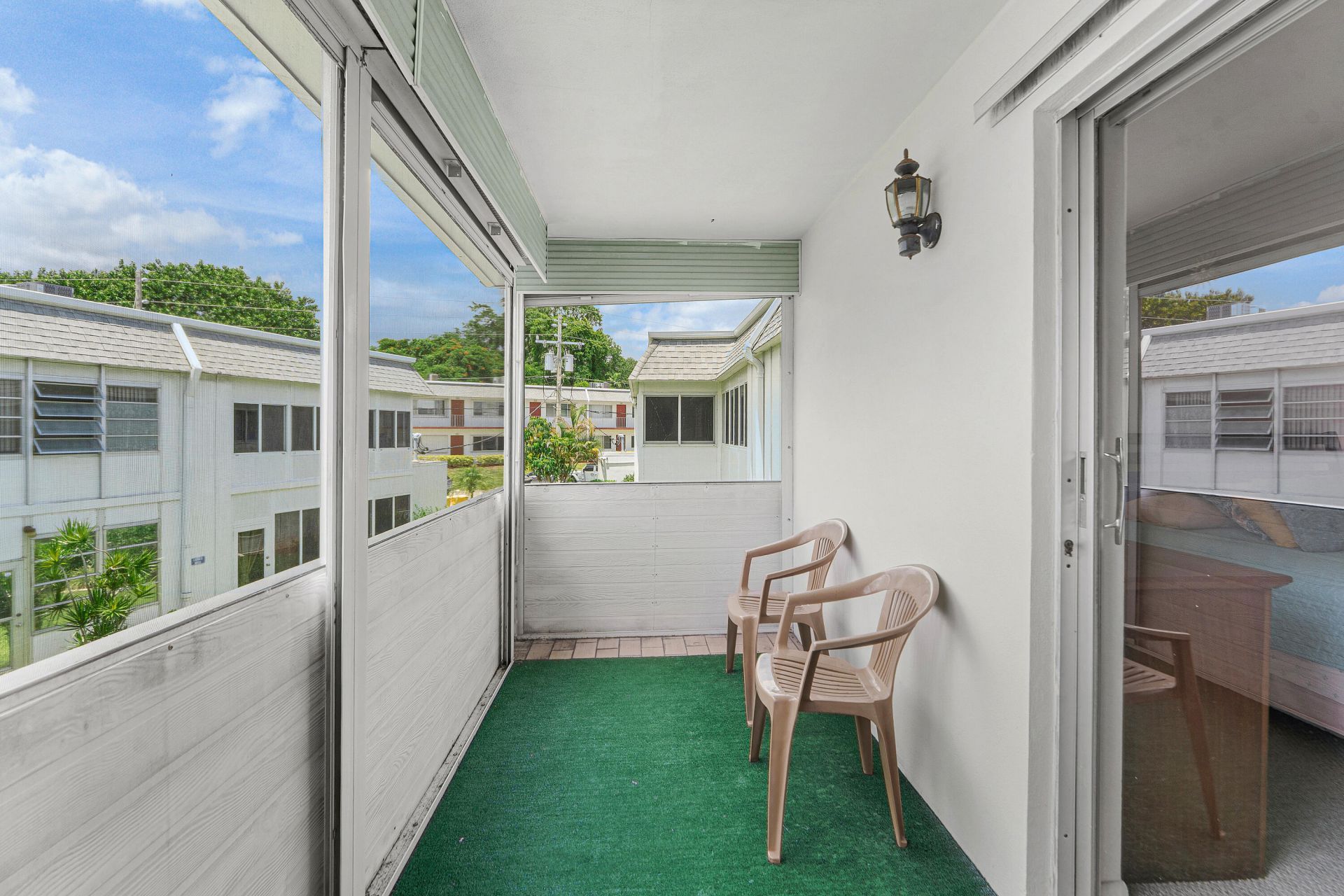 3160 Lake Osborne Drive, Unit Bldg 6 uni, Lake Worth Beach, FL 33461 Photo