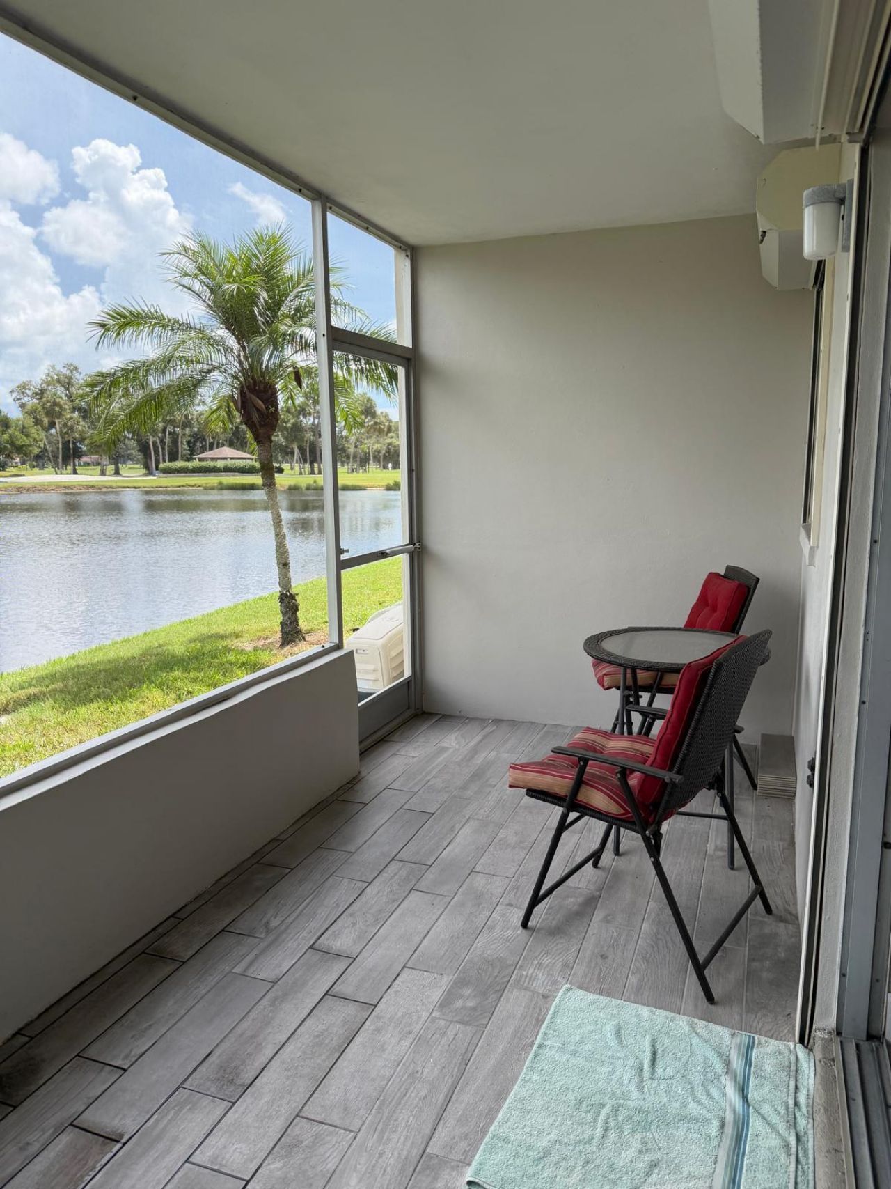 7211 W Country Club Drive N, Unit 135, Sarasota, FL 34243 Photo