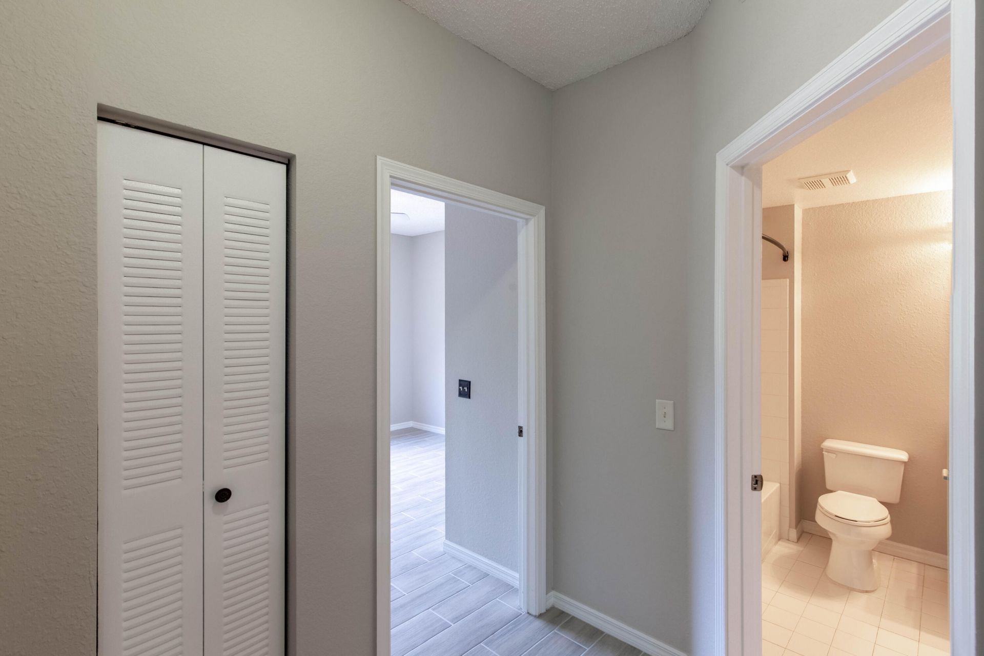 350 Crestwood Circle, Unit 203, Royal Palm Beach, FL 33411 Photo