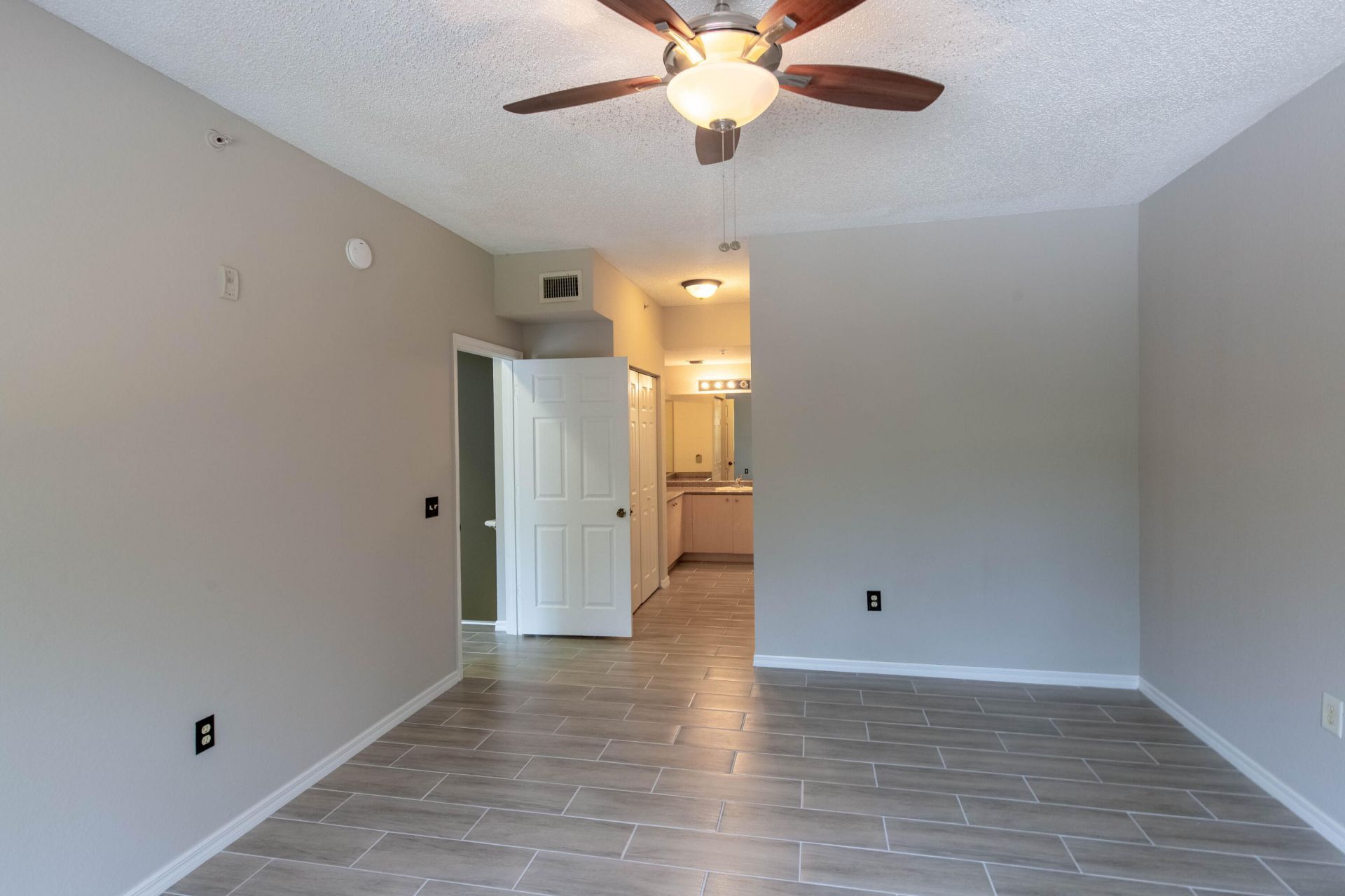 350 Crestwood Circle, Unit 203, Royal Palm Beach, FL 33411 Photo